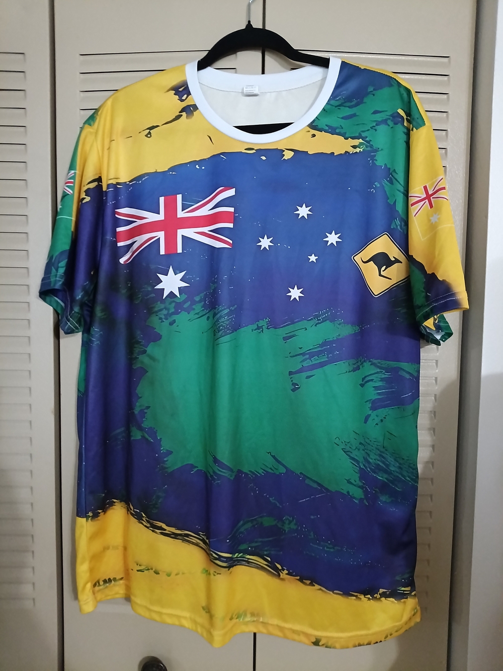 Men's Australian Flag Graphic Tee - Green Blue Yellow